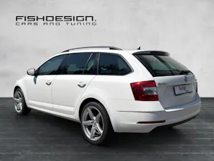SKODA Octavia Combi 2.0 TDI Ambition DSG