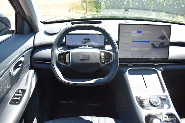 Geely Starray EM-i Max+ PHEV