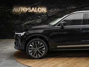 Volvo XC90 B5 AWD Plus Bright Geartronic *Facelift*7 Sitze*Panorama*