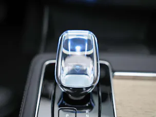 Volvo XC90 B5 AWD Plus Bright Geartronic *Facelift*7 Sitze*Panorama*