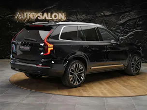 Volvo XC90 B5 AWD Plus Bright Geartronic *Facelift*7 Sitze*Panorama*