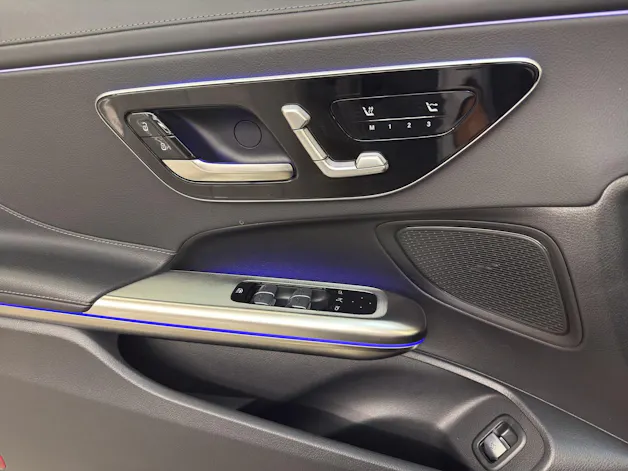 Mercedes-Benz CLE 200 - Cabrio - AMG / Rückfahrkamera / Ambiente-Licht / Lenkradheizung