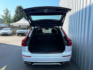 VOLVO XC60 D4 AWD R-Design Geartronic