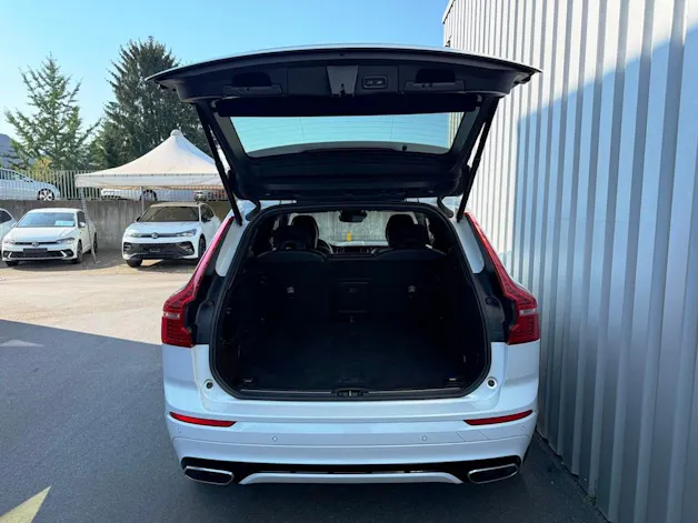 Volvo XC60 D4 AWD R-Design Geartronic