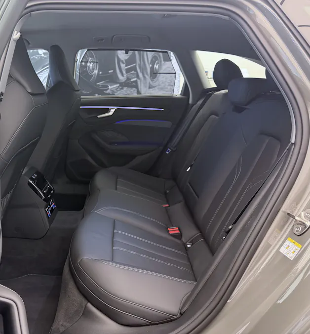 Audi A6 Avant TDI quattro 150 kW S tronic