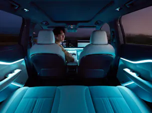 Voyah Courage 80 kWh 4WD 435PS Moonlight White