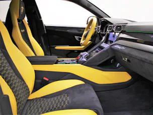 Lamborghini Urus E-Gear