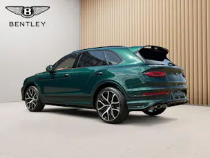 Bentley Bentayga Speed V8 650 PS MY 2027/ 1.9% Leasing möglich.