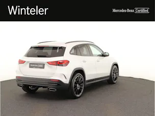 MERCEDES-BENZ GLA 200 AMG Line