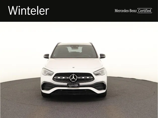 Mercedes-Benz GLA 200 AMG Line