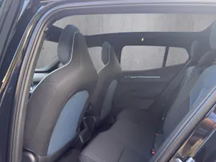 VOLVO EX30 P8 69 kWh AWD Ultra