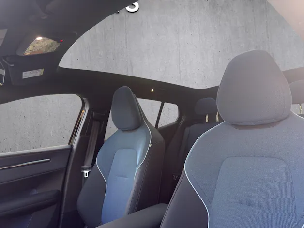 Volvo EX30 P8 69 kWh AWD Ultra