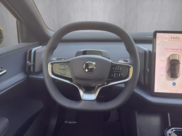 Volvo EX30 P8 69 kWh AWD Ultra