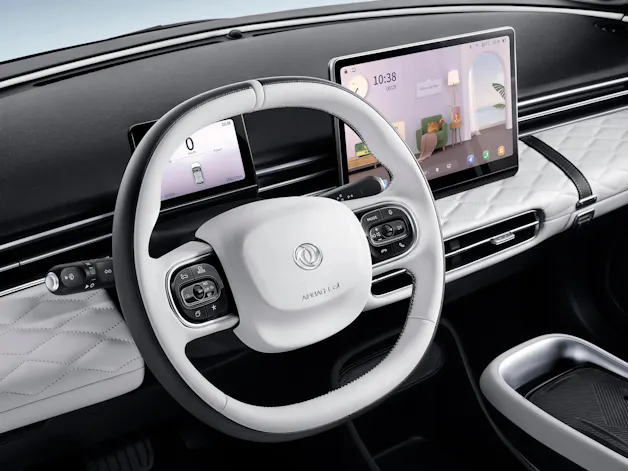 Dongfeng Box 42 kWh Silver / 360° Kamera / Car Play / Ecotex Leder / 12 Zoll Display / Sitzheizung/Kühlung / Massagefunktion /