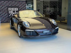 PORSCHE 911 Carrera 4S Cabrio PDK