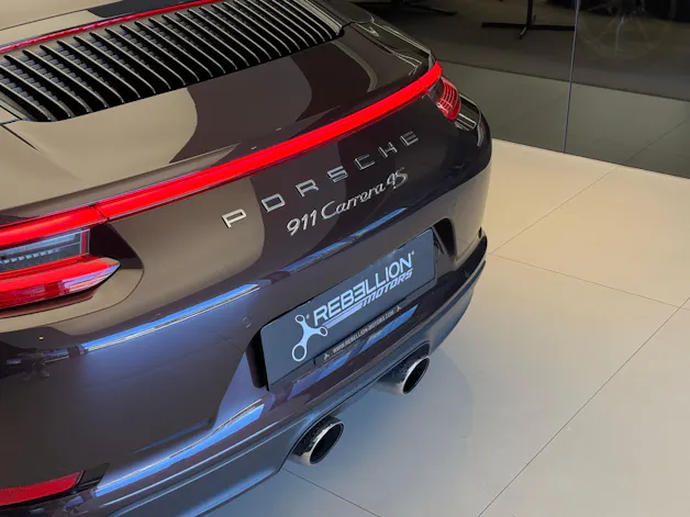 Porsche 911 Carrera 4S Cabrio PDK