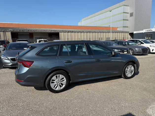 Škoda Octavia Combi 2.0 TDI Ambition 4x4 DSG