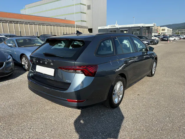 Škoda Octavia Combi 2.0 TDI Ambition 4x4 DSG