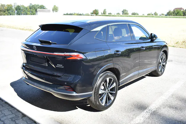 MG HS 1.5 T Hybrid+ Luxury