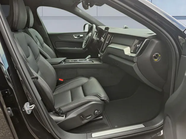 Volvo XC60 2.0 T6 TE Black Edition eAWD