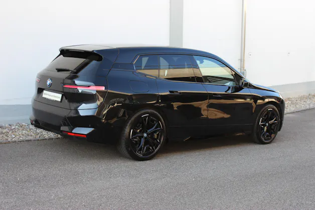 BMW iX xDrive50 *0.9%-LEASINGAKTION*