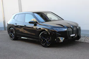 BMW iX xDrive50 *0.9%-LEASINGAKTION*