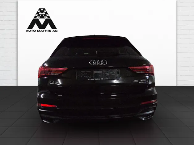 Audi Q3 45 TFSI S line quattro S-tronic
