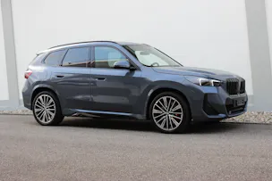BMW X1 xDrive 30e M Sport Pro Individual Storm Bay metallic *0.9%-LEASINGAKTION*