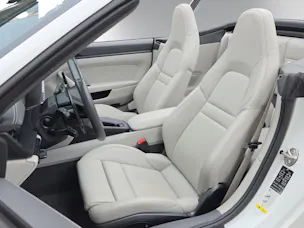 PORSCHE 911 Carrera 4 GTS Cabr.