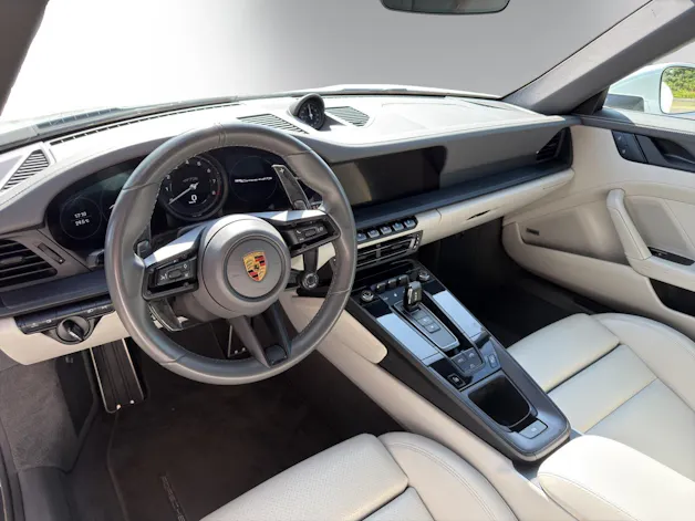 Porsche 911 Carrera 4 GTS Cabr.