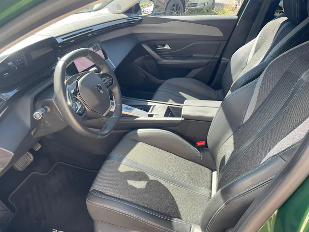 Peugeot 308 1.2 Pure Tech Allure Pack EAT8