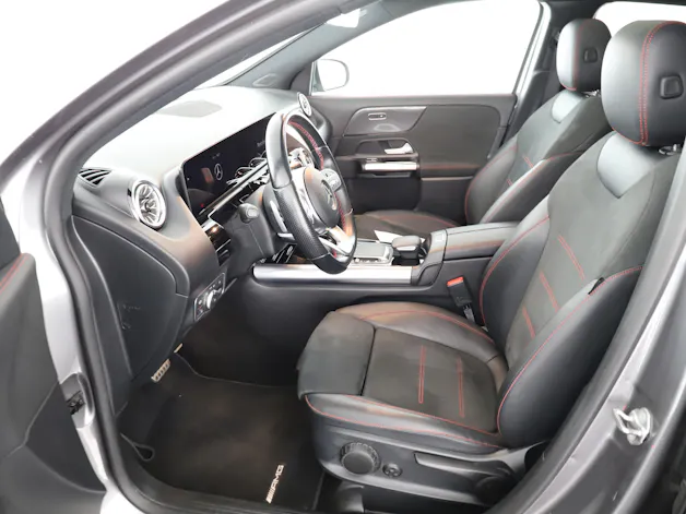 Mercedes-Benz GLA 200 4M AMG Line 8G-D