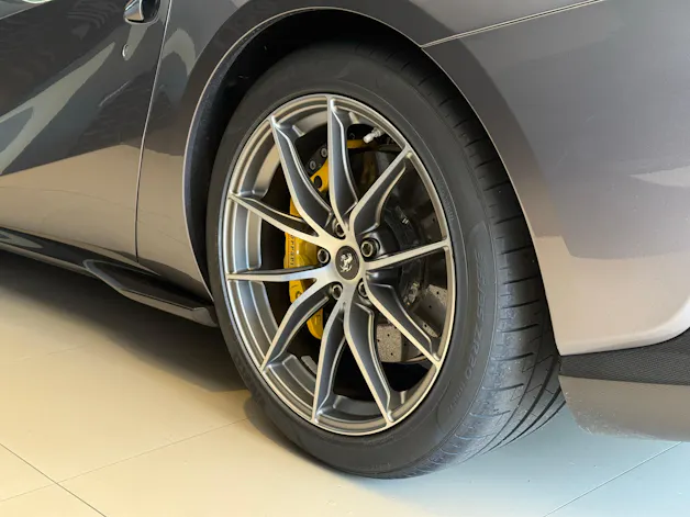 Ferrari 812 GTS