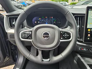 VOLVO XC60 2.0 T6 TE Black Edition eAWD