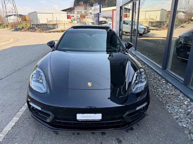 Porsche Panamera 4 E-Hybrid PDK