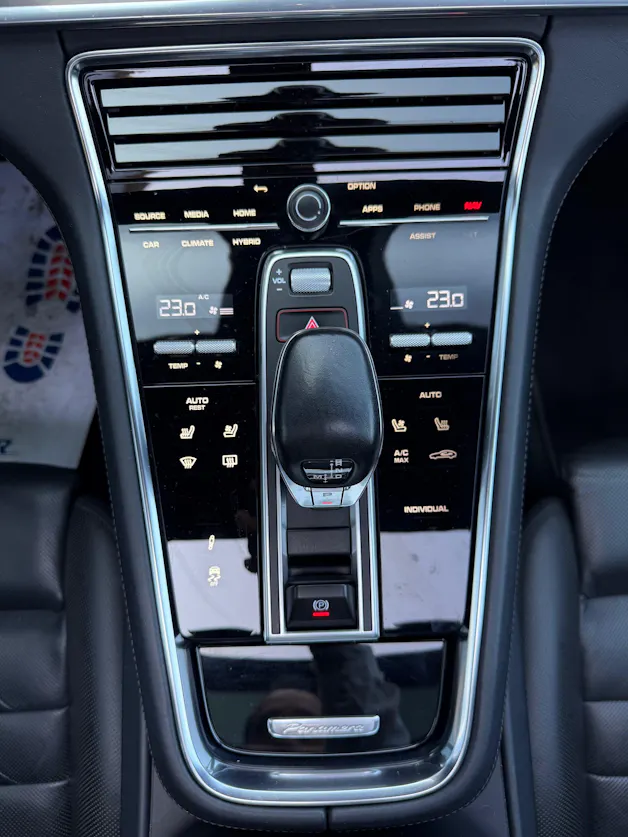 Porsche Panamera 4 E-Hybrid PDK