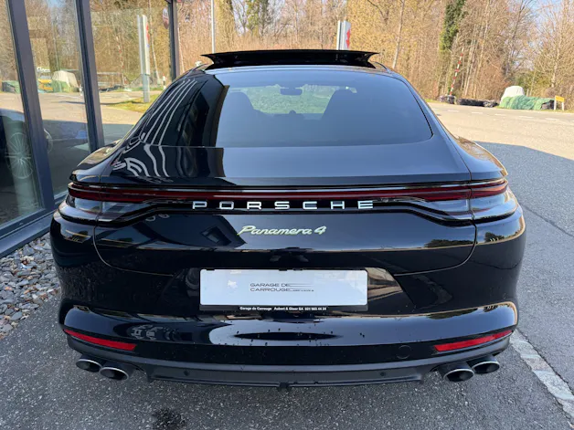 Porsche Panamera 4 E-Hybrid PDK