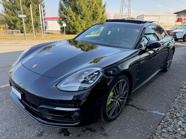 Porsche Panamera 4 E-Hybrid PDK