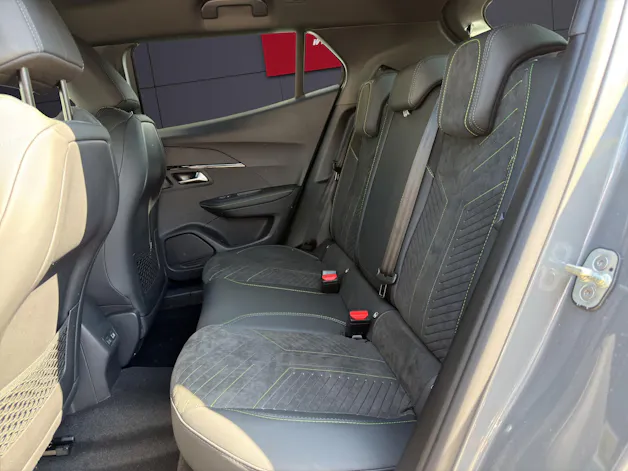Peugeot 2008 1.2 MHEV GT Exclusive