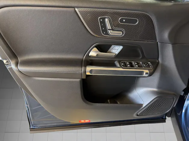 Mercedes-Benz GLB 220 d AMG Line 8G-Tronic