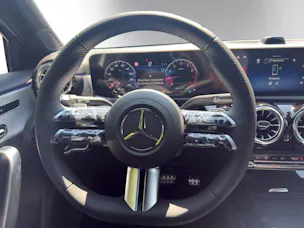 MERCEDES-BENZ A 200 Night Star 7G-DCT
