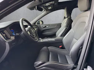 VOLVO XC60 2.0 T8 TE XCENTRIC Black Edition eAWD