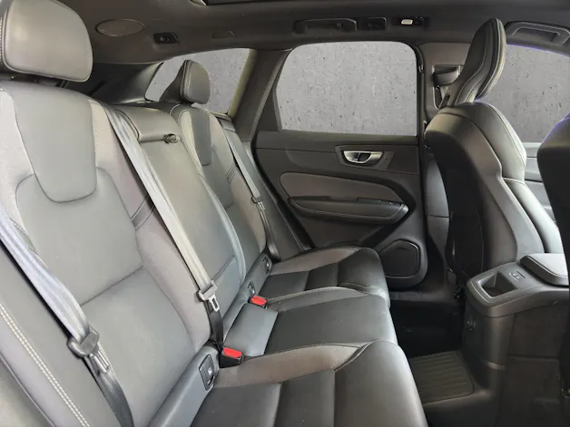 Volvo XC60 2.0 T8 TE XCENTRIC Black Edition eAWD