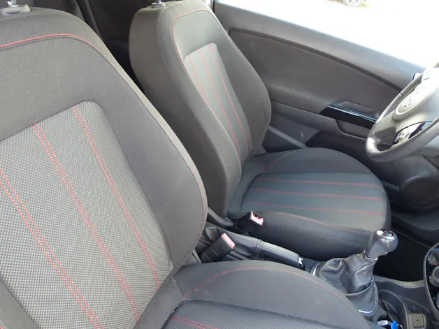 Opel Corsa 1.6 Turbo Color Edition