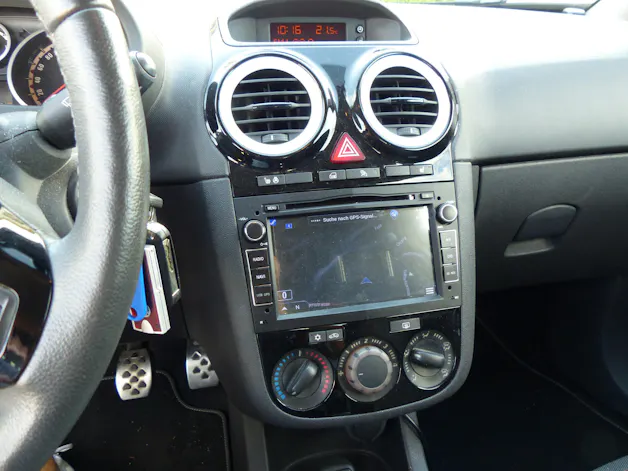 Opel Corsa 1.6 Turbo Color Edition