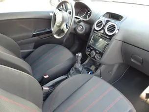 Opel Corsa 1.6 Turbo Color Edition