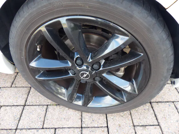 Opel Corsa 1.6 Turbo Color Edition