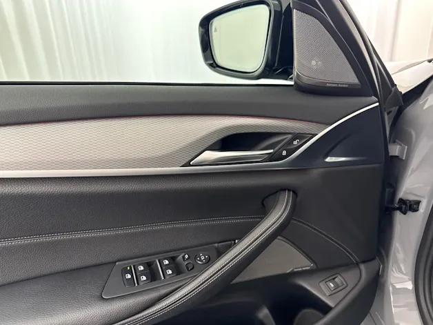 BMW 530d xDrive Touring ''Umbau im M5-Look''