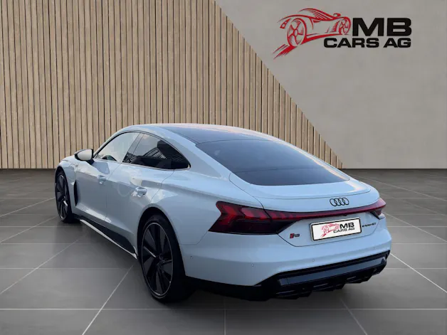 Audi RS e-tron GT quattro / Inklusive Audi Servicepacket bis 2032!!