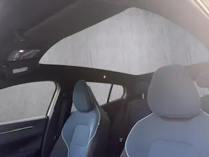 VOLVO EX30 P8 69 kWh AWD Ultra